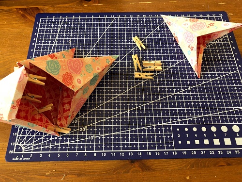 How to Make Paper Stars - Inner Child Fun