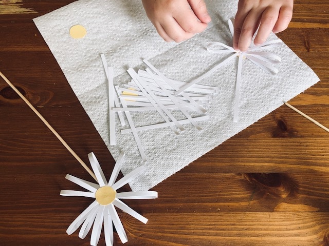 asy flower crafts for kids