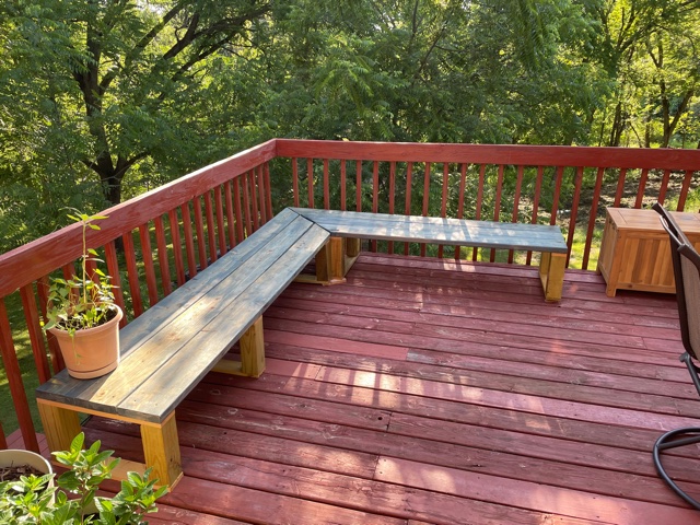 How to make a corner deck bench