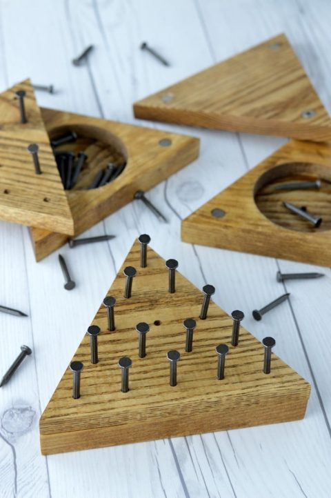 easy wood working games to make