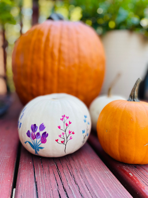 Ideas how to decorate pumpkins