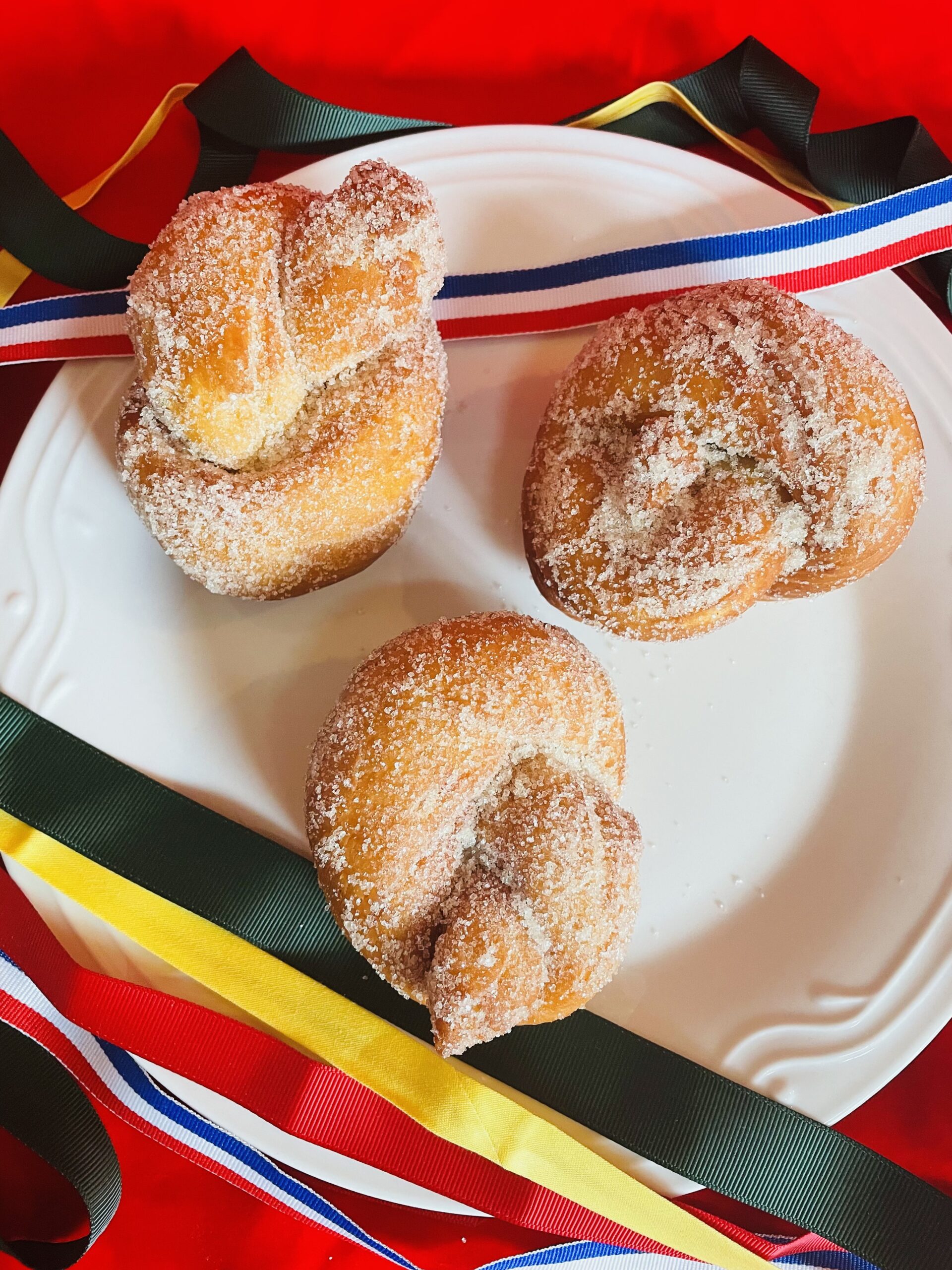 Dutch baked goods: first doughnuts